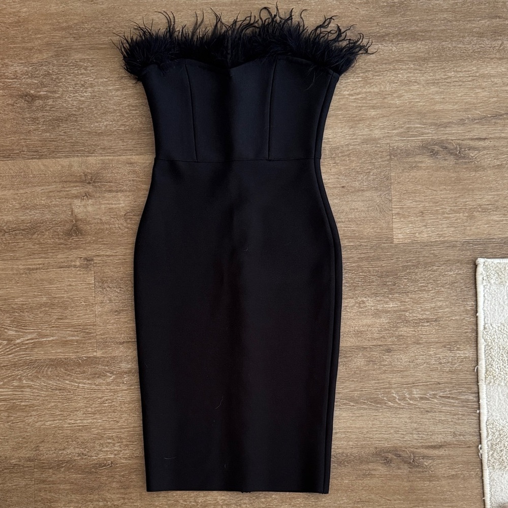 Elegant Black Strapless Dress